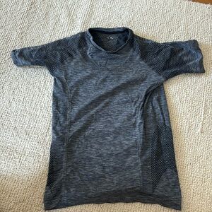 Alo Shortsleeved Compression T-Shirt